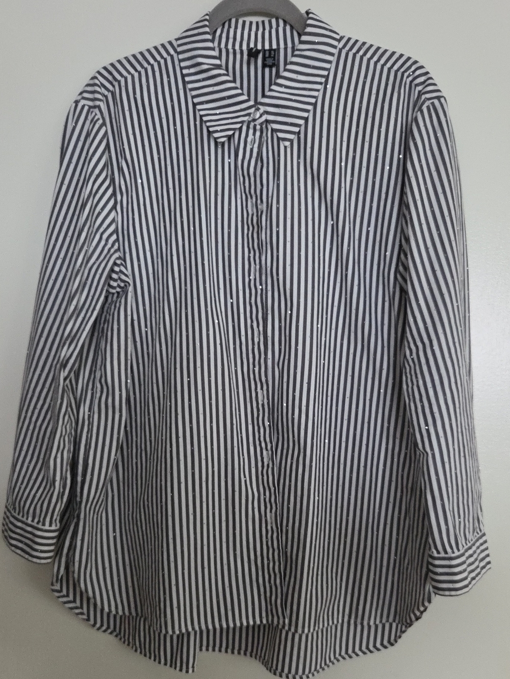 VERO MODA Striped Button Down in Black & White Size XL